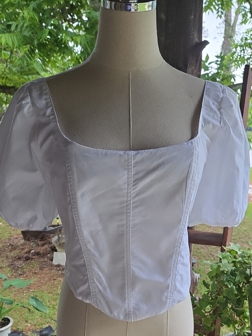 Abercrombie & Fitch White Cropped Smock Back Poof Sleeve Corset Top Size Medium